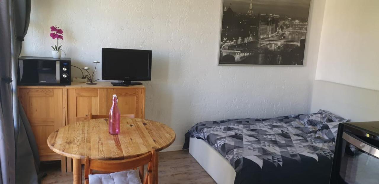 Studio Lou Paradou Residence Le Provence Gréoux-les-Bains Eksteriør bilde